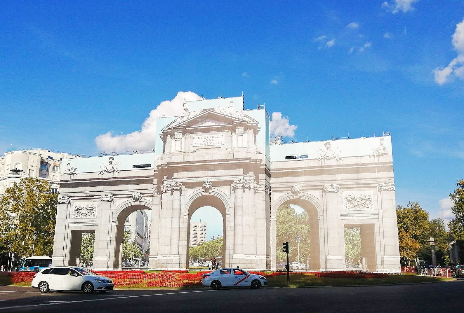 La Puerta de Alcalá como nunca antes la habías visto