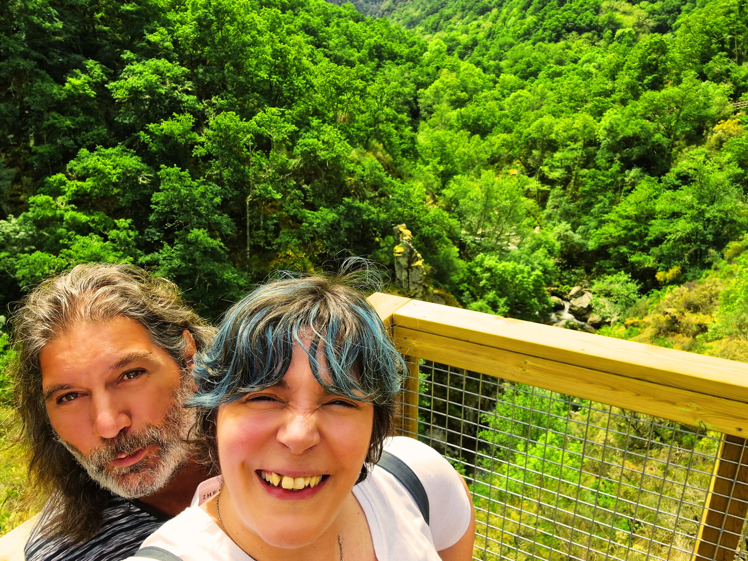 Pasarelas del Río Mao: La ruta de senderismo imperdible en la Ribeira Sacra