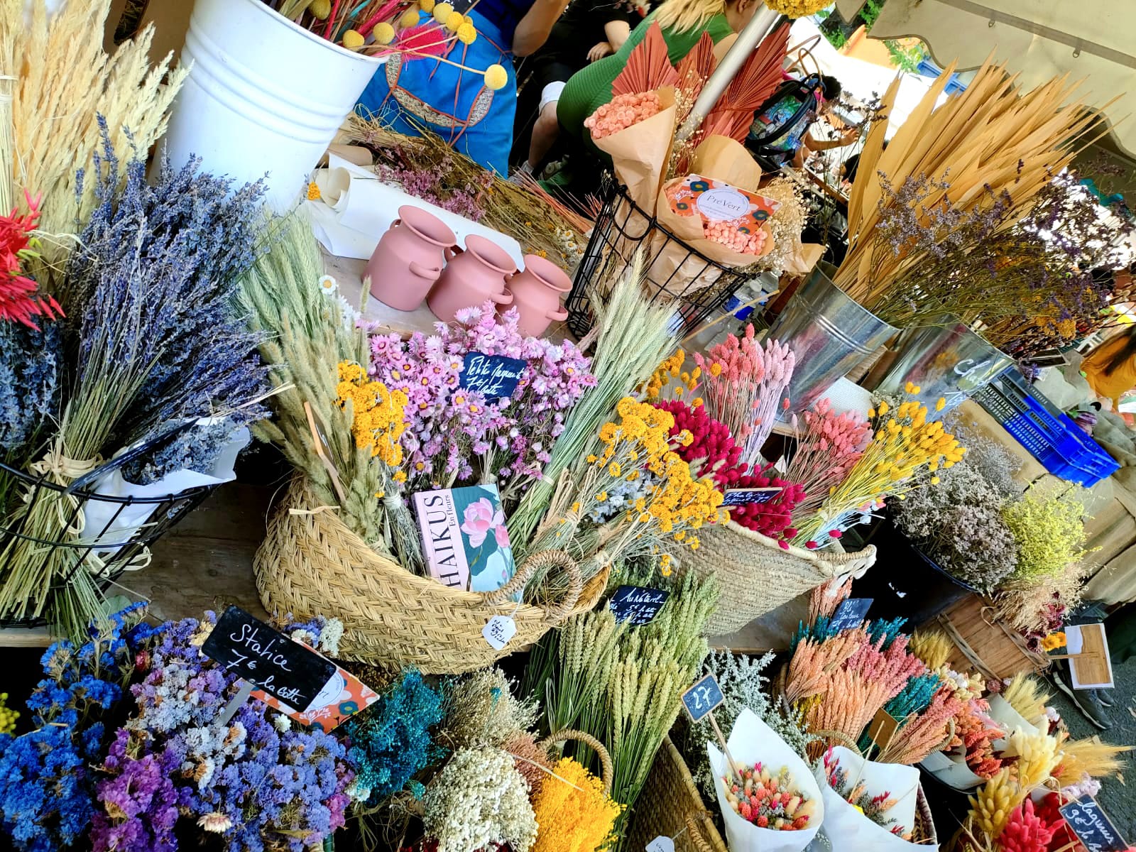 Un sábado perfecto en Céret: Mercadillo, Museo de la música y gastronomía local